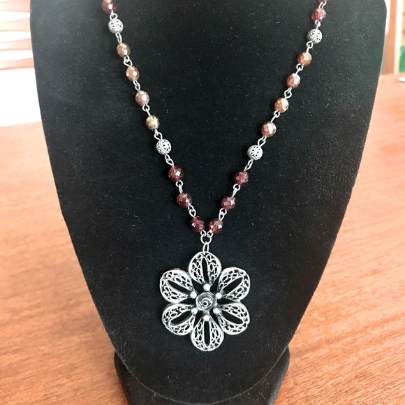 Authentic 1990s beaded flower necklace - Picture 2 of 2